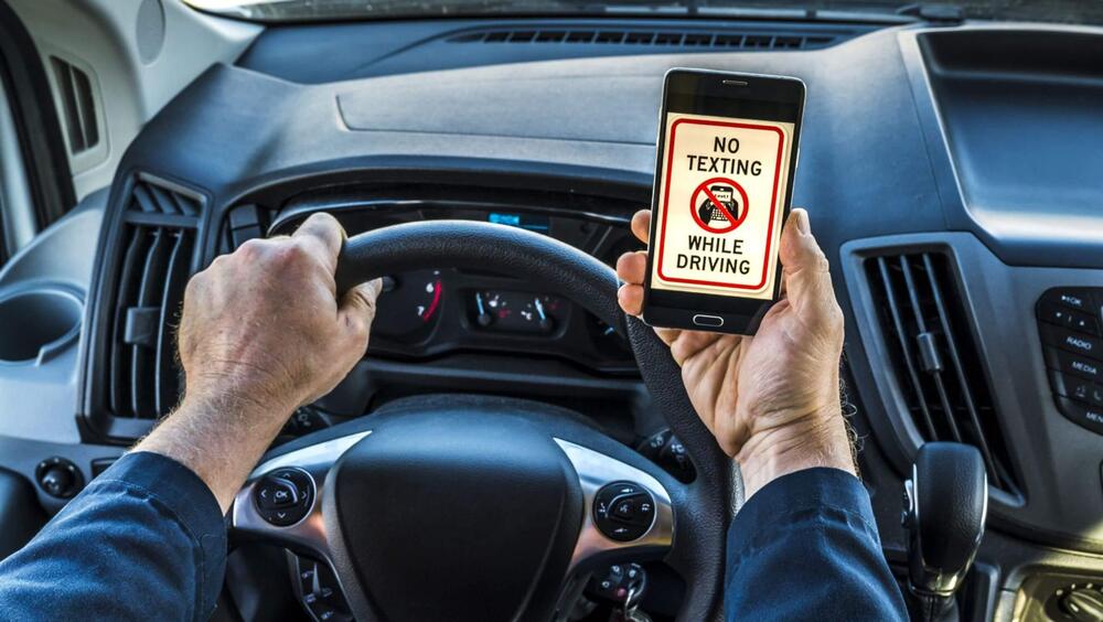 no-texting-while-driving.jpeg
